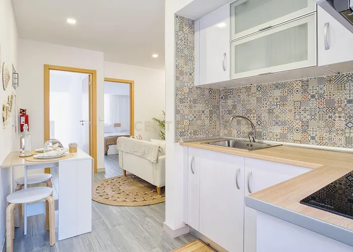 Loftnazarewaves 2 纳扎雷